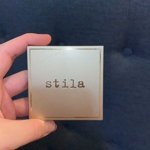 Stila highlighter in shade bronze